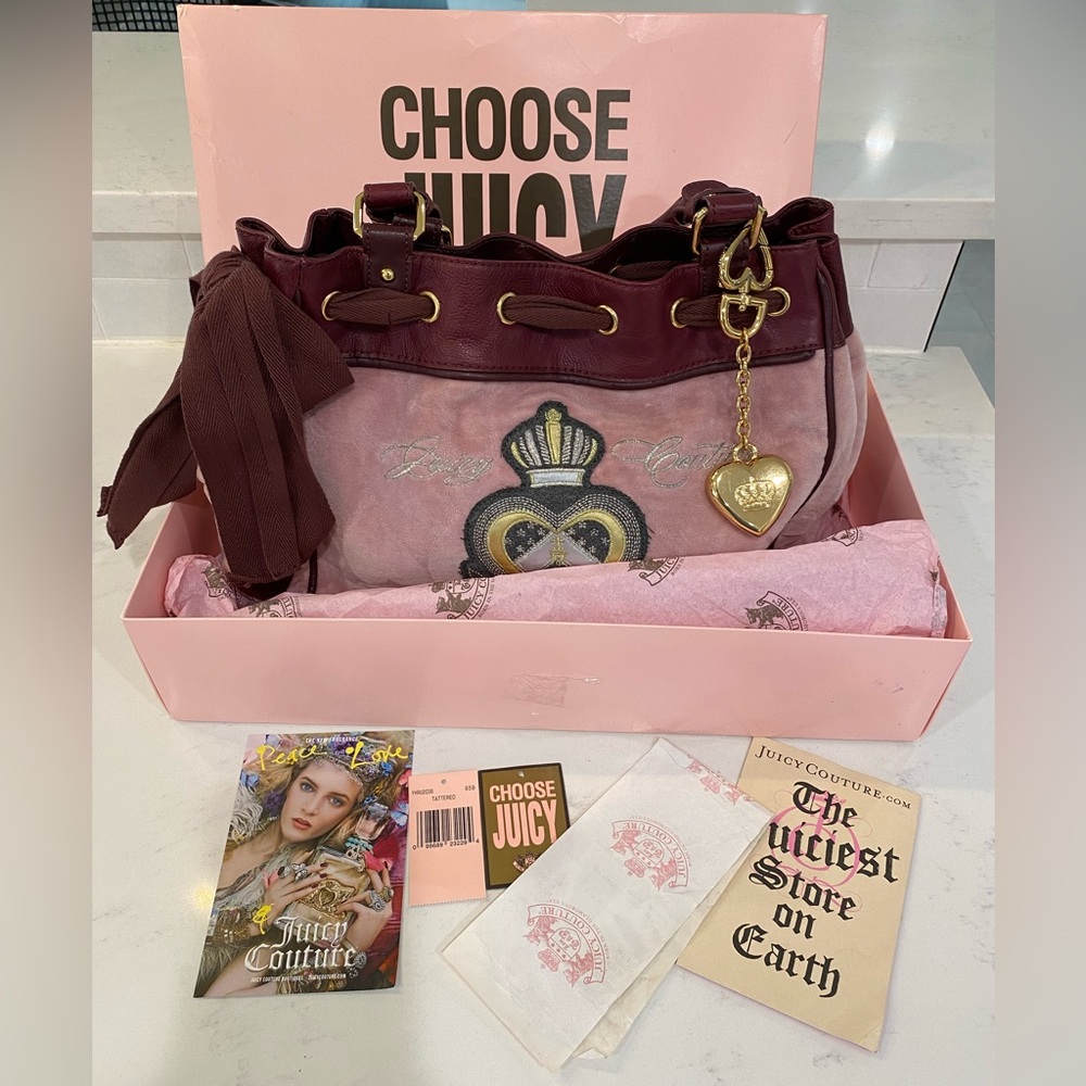 Juicy Couture Vintage Velour Day dreamer in original boxing from Juicy boutique